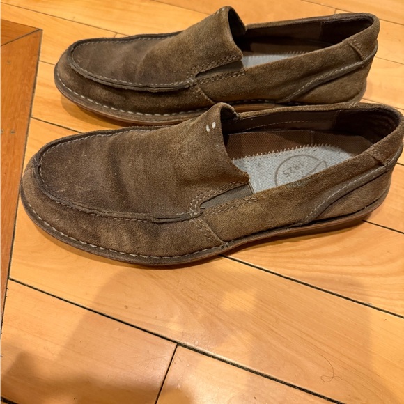 BRAND NEW CLARKS men's  loafers - Picture 4 of 6